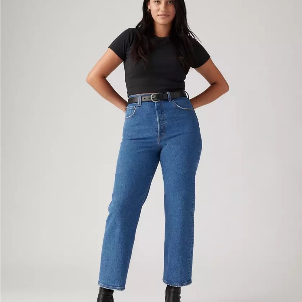 Levi's High Rise Blue Jeans